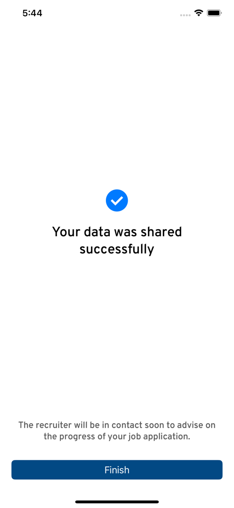 Écran de confirmation dans l'application Experian Candidate RTW montrant que les données ont été partagées avec succès