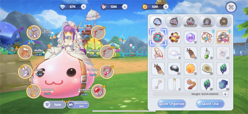 Menu d'inventaire et d'équipement en jeu de Ragnarok X: Next Generation montrant l'équipement du personnage et une monture Poring rose.