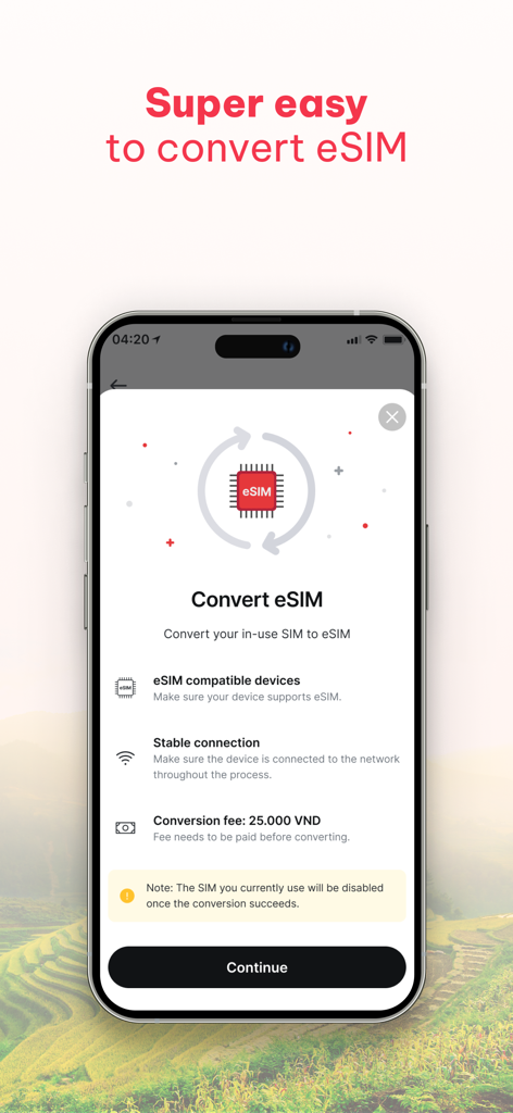 myLocal.vn - Smartphone mostrando la interfaz de conversión de eSIM en la aplicación myLocal vn para viajeros en Vietnam