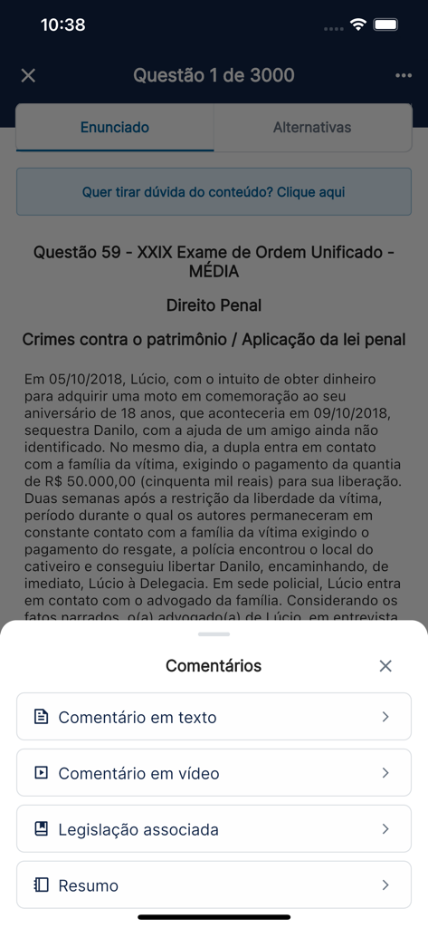 Aplicativos de Bolso para OAB - Interface of the OAB de Bolso app showing a criminal law exam question and a bottom menu with study resources like text and video comments.