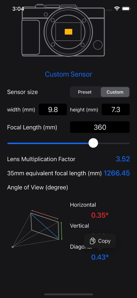 カスタムセンサー寸法と35mm換算結果を表示する焦点距離計算機アプリのスクリーンショット