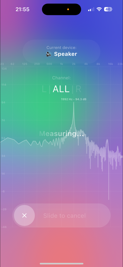 A real-time frequency spectrum analyzer interface in the Speaker Wizard app measuring sound decibels and hertz.
