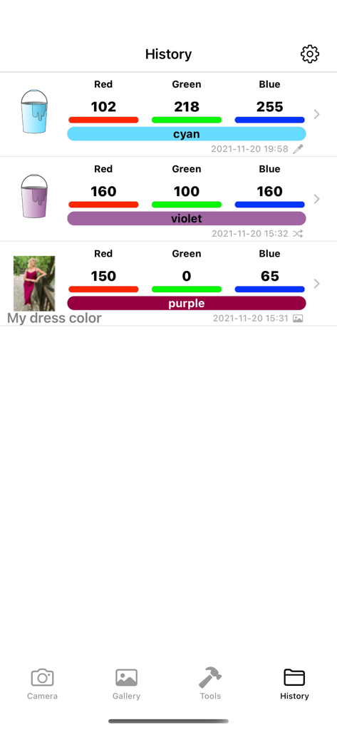 Colorimeter App - Tela de histórico do App Colorímetro mostrando uma lista de cores salvas com valores RGB