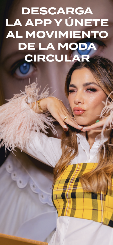 Portèlo -Luxury Fashion Market - Una donna elegante in posa con abiti di lusso con un testo che invita gli utenti a unirsi al movimento della moda circolare