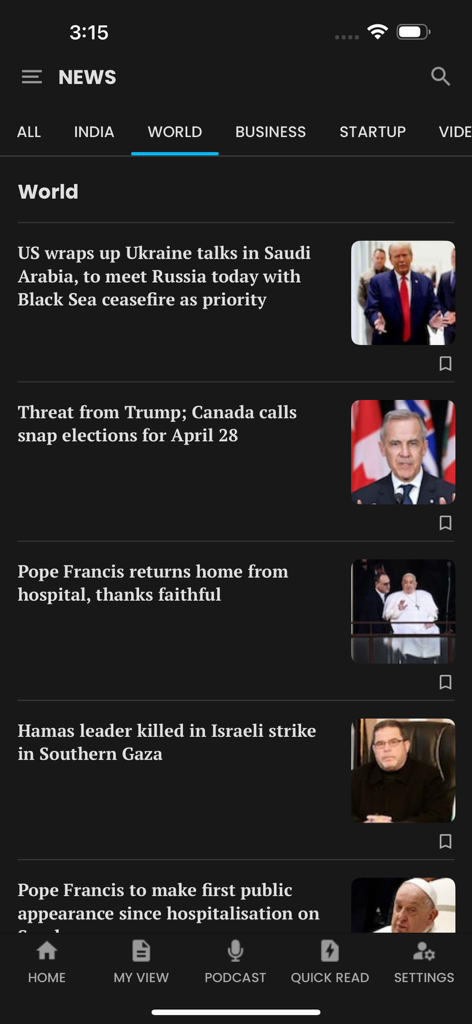 Manorama Online: News & Videos - Manorama Online App-Oberfläche, die globale Nachrichten-Schlagzeilen im dunklen Modus anzeigt.