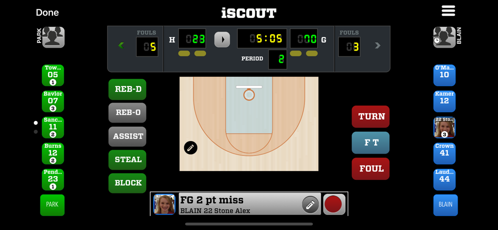 iScout Basketball - Interface de l'application iScout Basketball affichant le suivi en direct des statistiques de jeu sur un terrain numérique.