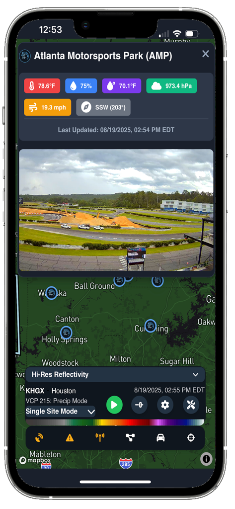cycRad - Interface of the cycRad app displaying real-time weather data and a live camera feed from a station