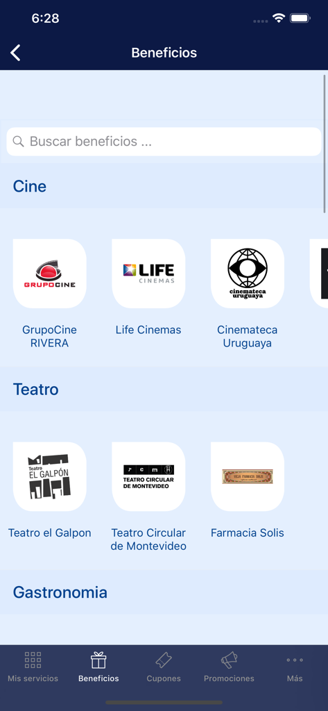 Mi Antel - La pantalla de beneficios y recompensas de la aplicación móvil Mi Antel con categorías como cine y teatro