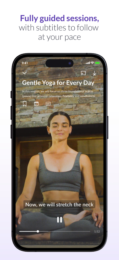 Gradual Life: Yoga, Meditation - Una mujer practicando una sesión de yoga suave con subtítulos en la aplicación Gradual Life.