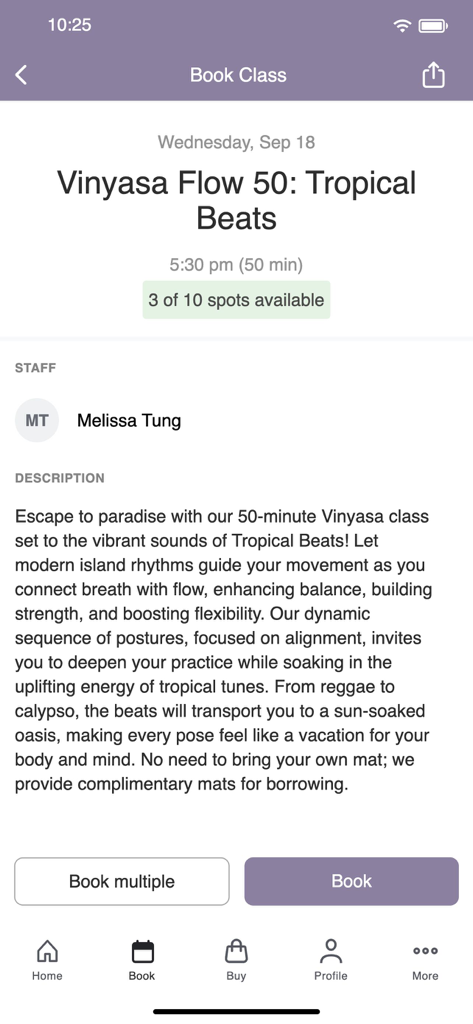 Kardia Athletica - Pantalla de la app Kardia Athletica que muestra los detalles de la clase Vinyasa Flow y las opciones de reserva