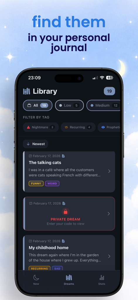 Morphée - Dream Diary - Morphée app library screen displaying a list of recorded dreams with personalized tags and a private entry option