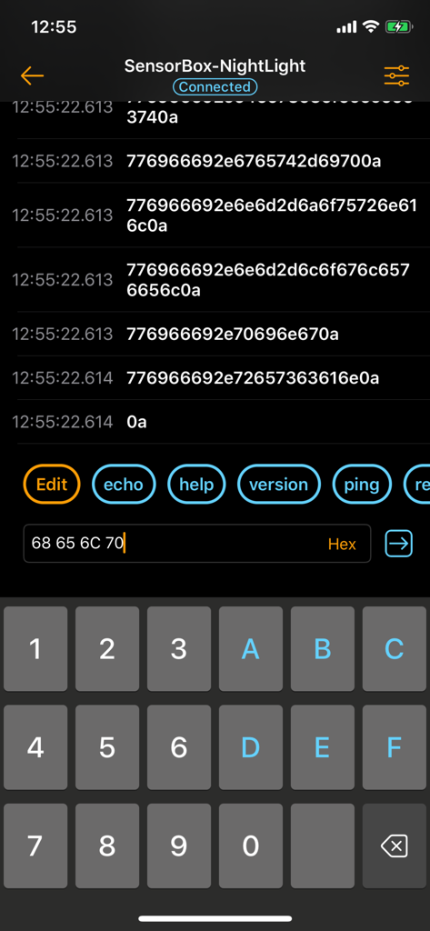 BLE Terminal - bluetooth tools - Interfaz de la aplicación BLE Terminal con un teclado Hex y registros de comunicación con un dispositivo Bluetooth