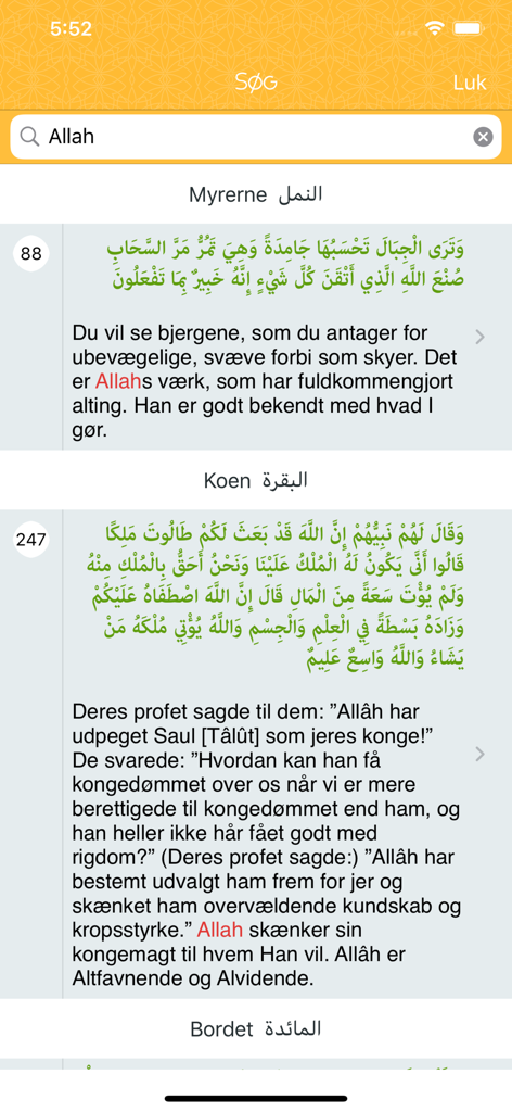 Risultati di ricerca nell'app Den Klare Koran che mostrano versetti coranici con testo arabo e traduzioni in danese