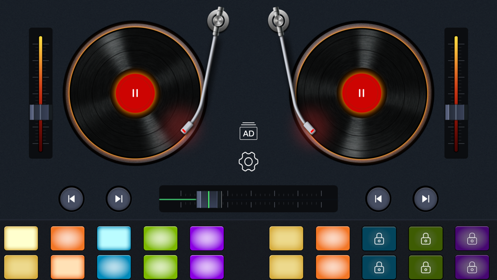 DJ打碟机-dj打碟必备音乐软件 - A mobile DJ app interface featuring dual virtual turntables and colorful sound effect pads