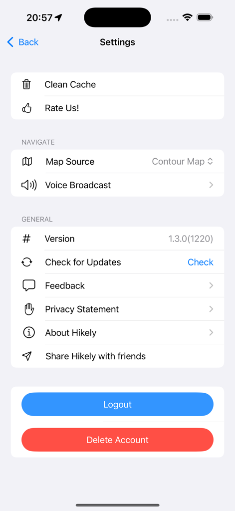 Hikely - Hike, Bike, Run - Pantalla de configuración de la aplicación Hikely con selección de fuente de mapa y opciones de cuenta.
