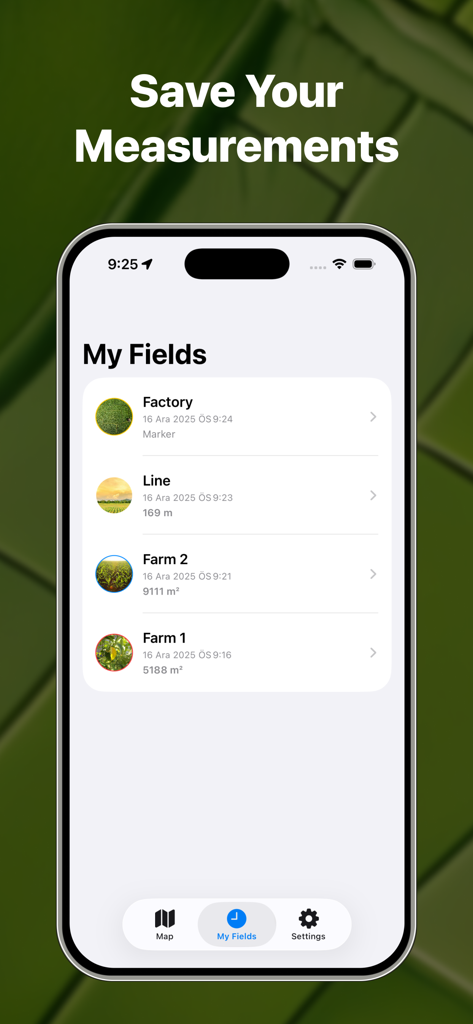 Una lista de mediciones de terrenos guardadas en la app de Medición de Campos GPS que muestra valores de área y distancia para diferentes ubicaciones