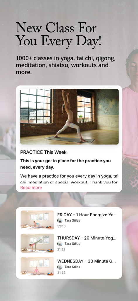 Interfaz de la aplicación Strala Yoga mostrando horarios diarios de clases de yoga, tai chi y qigong dirigidas por Tara Stiles