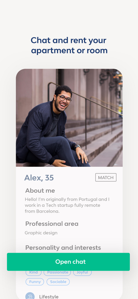 User profile screen on the Badi app showing a match and a button to open chat