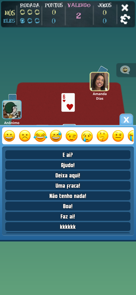 Truco Brasil - Truco online - Interfaz del juego de cartas online Truco Brasil con avatares de jugadores y frases de chat