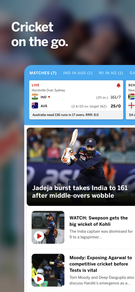 ESPNcricinfo - Cricket Scores - Interface de l'application ESPNcricinfo montrant les scores de cricket en direct pour Inde contre Australie et les dernières manchettes de nouvelles avec des faits saillants vidéo