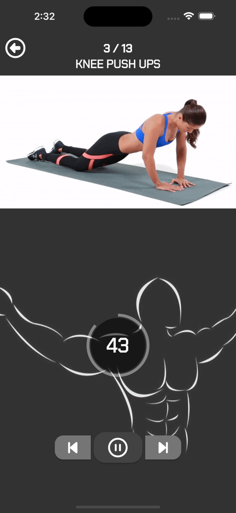 Home Workout : No Equipments - Interfaz de aplicación móvil que muestra una demostración de flexiones de rodillas con un temporizador de cuenta regresiva y un indicador de progreso.