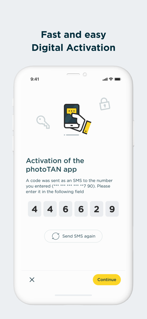 Commerzbank photoTAN - Commerzbank photoTAN app digital activation screen showing a six digit SMS code entry field