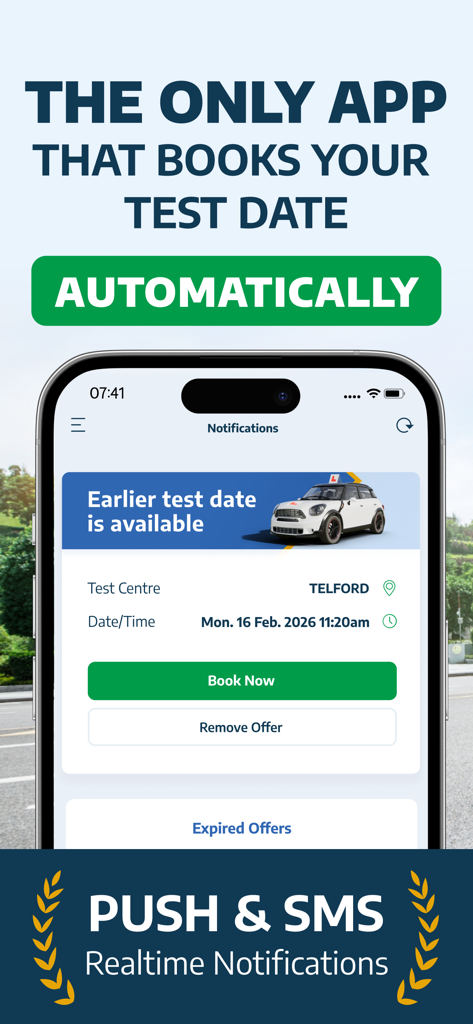 Interfaz de la aplicación Test Hunter mostrando una notificación de examen de conducir anterior con un botón de reservar ahora