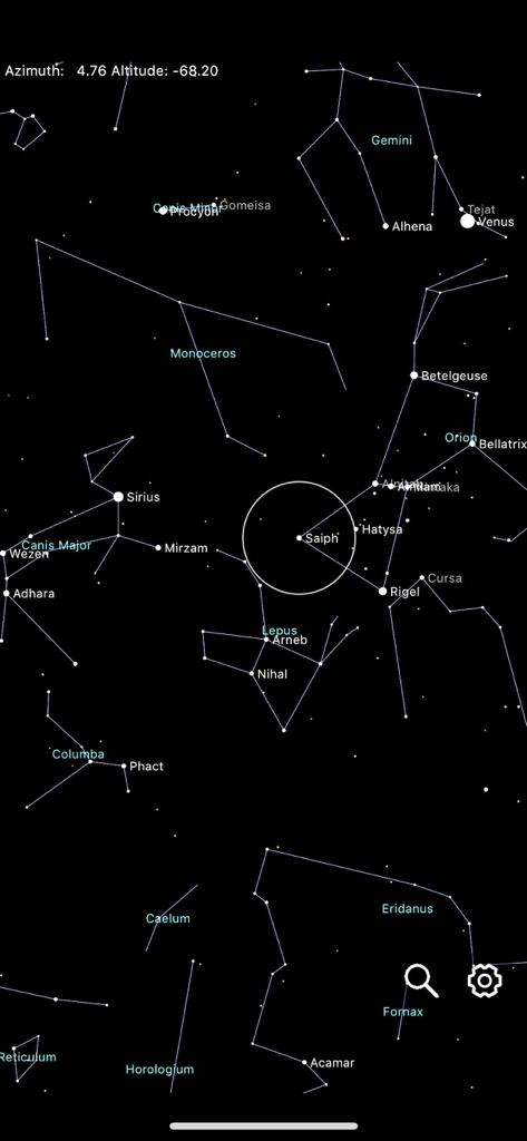 Constellation Map mobile - オリオン座、ふたご座、おおいぬ座のような星座が、ラベル付きの星と座標とともに表示されたデジタルスターマップ。