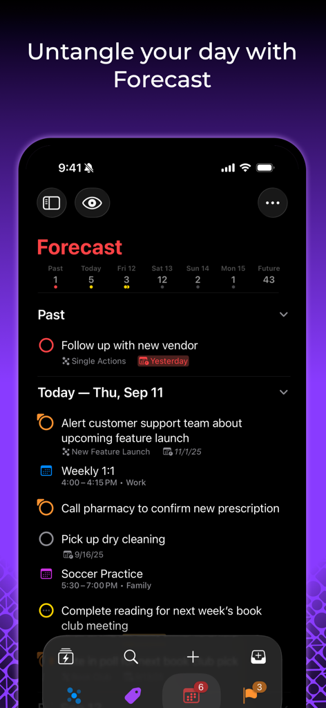Vista de Previsão do OmniFocus 4 no iPhone exibindo uma lista de tarefas e eventos de calendário em modo escuro.