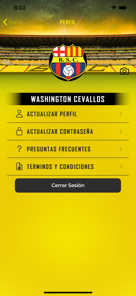 アカウント管理オプションが表示されたバルセロナSC公式アプリのユーザープロフィールインターフェース