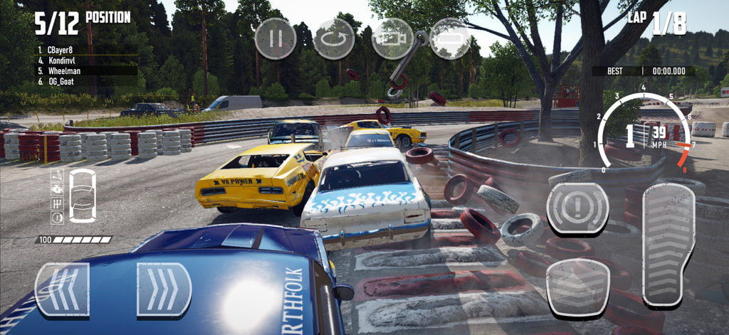 Gameplay screenshot of cars colliding in a demolition derby in Wreckfest.
