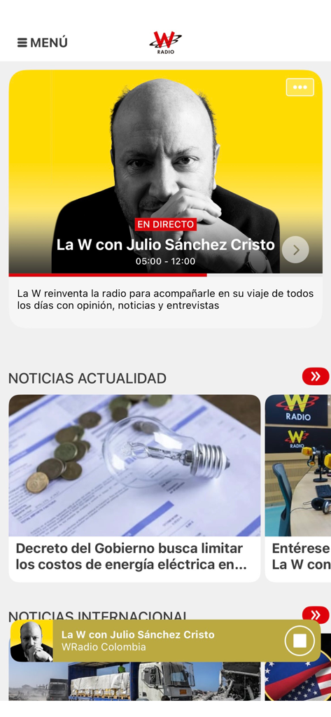 WRadio Colombia para iPhone - Interfaz de la aplicación móvil de W Radio Colombia con transmisiones en vivo y secciones de noticias actuales
