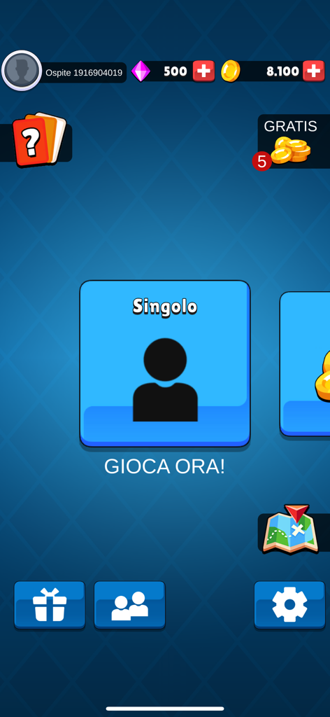 Menu principale dell'app del gioco di carte Tressette con pulsante 'Gioca ora' e modalità giocatore singolo