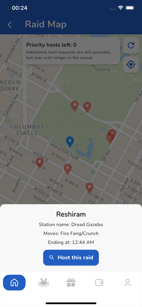 Captura de pantalla de la aplicación Raid Plaza que muestra un mapa de incursiones en Nueva York con un jefe Reshiram disponible para organizar