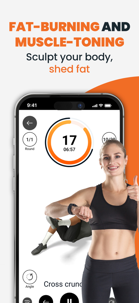 Interfaz de la aplicación FitAttack que muestra un entrenamiento de peso corporal para quemar grasa y tonificar músculos con un temporizador y demostración de ejercicios.