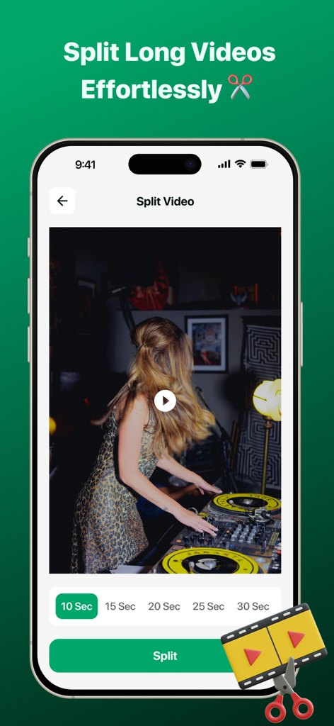 WAM - Recover Deleted Messages - Interface of the WAM app showing the video splitter tool for cutting long videos into shorter segments for social media status