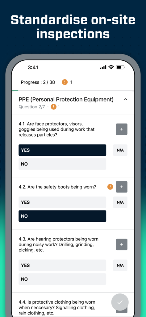 Aproplan mobile App-Oberfläche zeigt eine standardisierte Checkliste für Sicherheitsinspektionen von PSA auf der Baustelle.