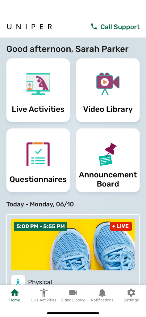Panel de la aplicación móvil Uniper que muestra categorías para actividades en vivo, biblioteca de videos y sesiones diarias de bienestar físico para personas mayores.