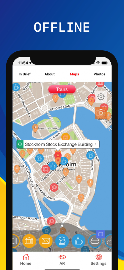 스톡홀름 여행 가이드 앱 스크린샷에 스톡홀름 증권 거래소 건물을 포함한 관심 지점이 표시된 스톡홀름의 대화형 오프라인 지도가 표시됩니다.