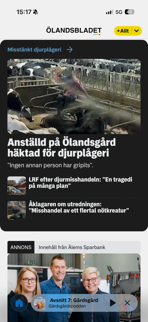 Interfaccia dell'app di notizie Olandsbladet che mostra un feed di notizie locali svedesi in modalità scura.