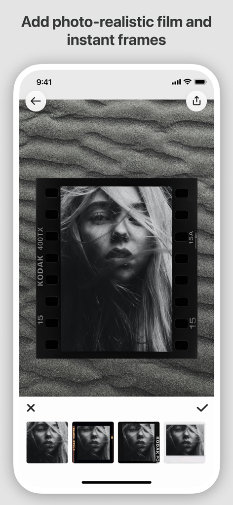 Ein Schwarzweiß-Porträt, stilisiert mit einem Vintage-Kodak-Filmstreifenrahmen in der Moodboard-App-Oberfläche.