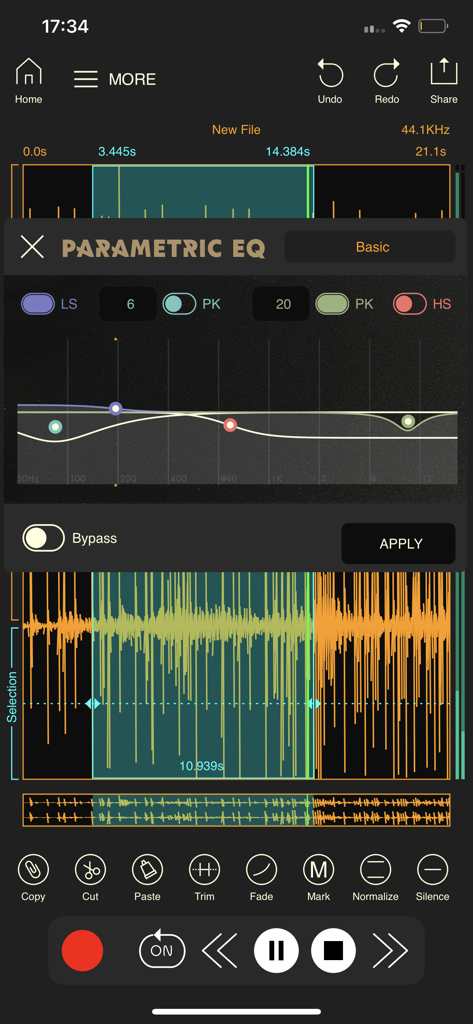 Interfaz de ecualizador paramétrico de Wavebox Audio Editor con forma de onda