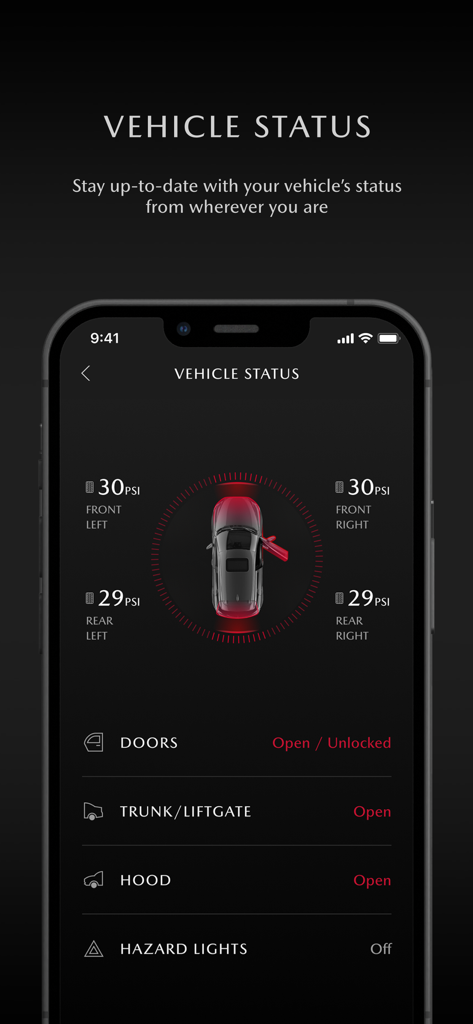 タイヤ空気圧の測定値とドアのアラートが表示されたMyMazdaアプリの車両ステータススクリーンを表示するスマートフォン。