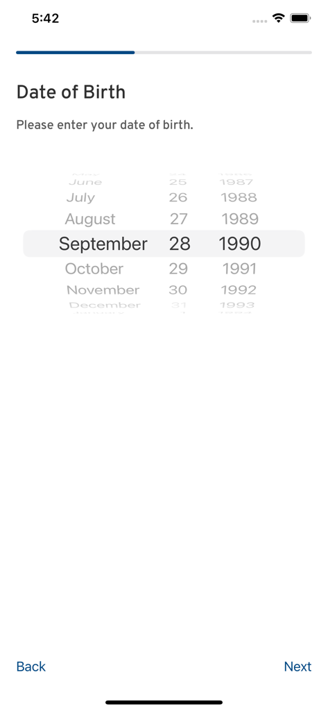 Un écran de sélection de date de naissance dans l'application Experian Candidate RTW avec un sélecteur déroulant et des boutons de navigation