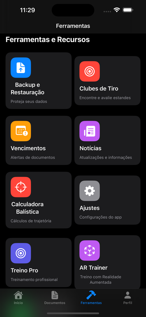 CAC Proアプリのツールメニューのダッシュボードビュー、弾道計算機、ARトレーナー、ドキュメント管理オプションを表示