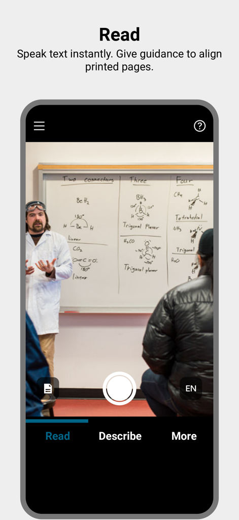 La interfaz de la aplicación Seeing AI mostrando el modo de lectura escaneando texto en una pizarra de aula