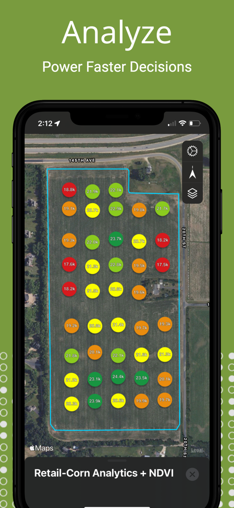 FieldAgent • - Aplicativo FieldAgent mostrando análises de milho e dados NDVI em um mapa aéreo de campo