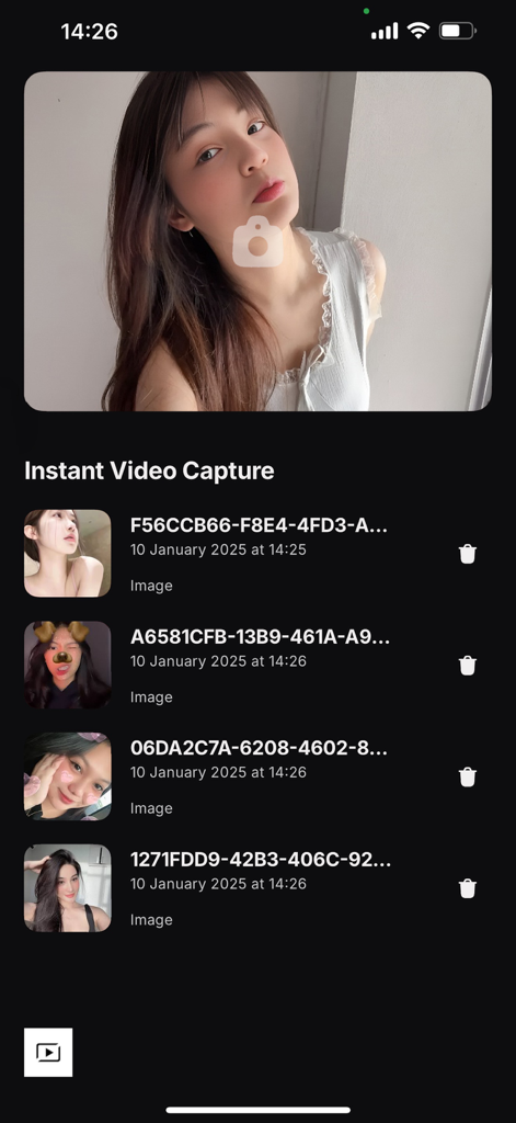 Interfaz móvil de la aplicación de cámara Bingo que muestra la pantalla de captura instantánea de vídeo con una galería de selfies grabados.