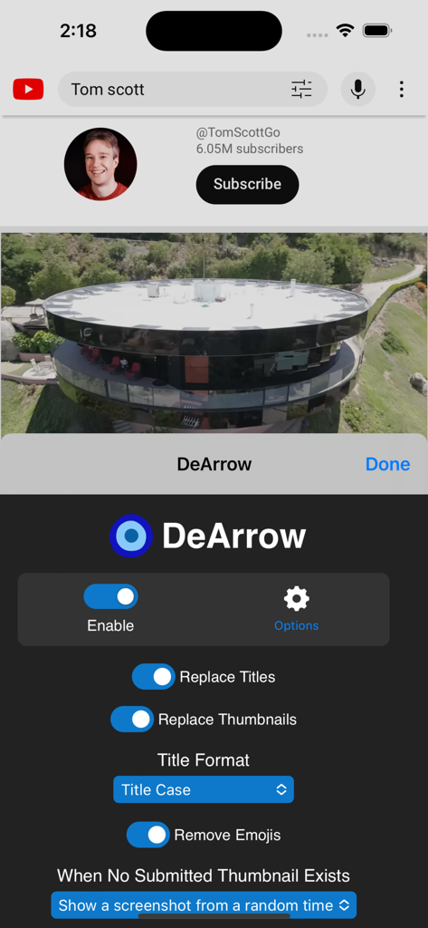 Interface de l'application iOS DeArrow pour YouTube montrant les paramètres pour remplacer les titres et miniatures de vidéos