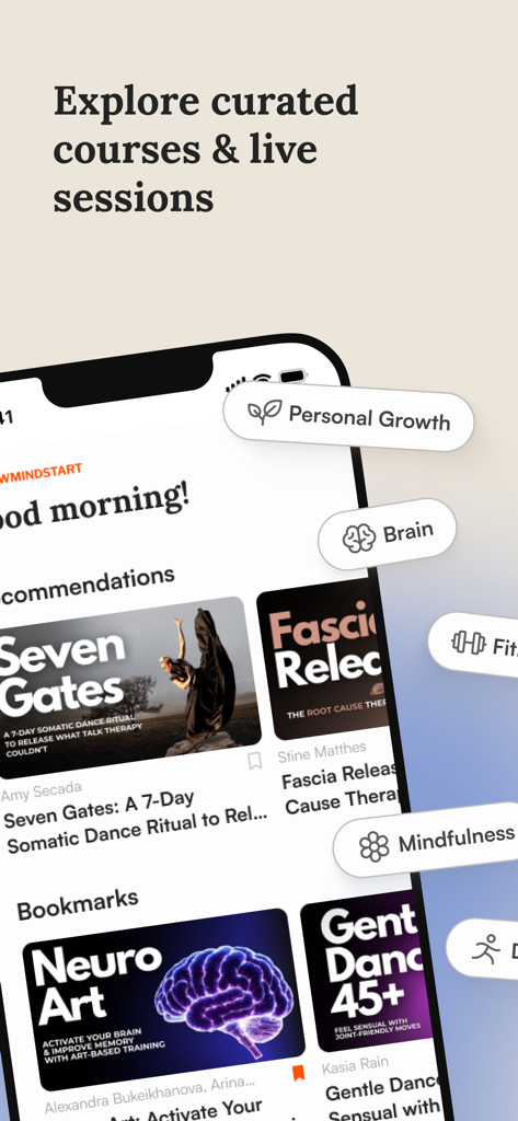 NewMindStart App-Bildschirm, der kuratierte Wellness-Kurse und Live-Sitzungskategorien wie persönliches Wachstum und Achtsamkeit zeigt.